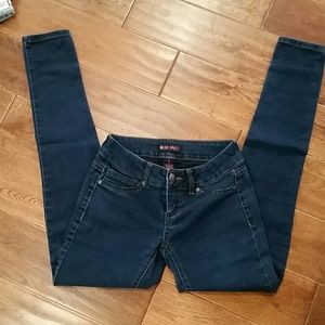 Blue Spice size one stretch skinny medium blue